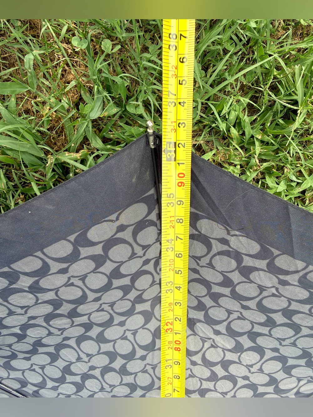 Coach Mini Signature Umbrella Graphite - Picture 6 of 16